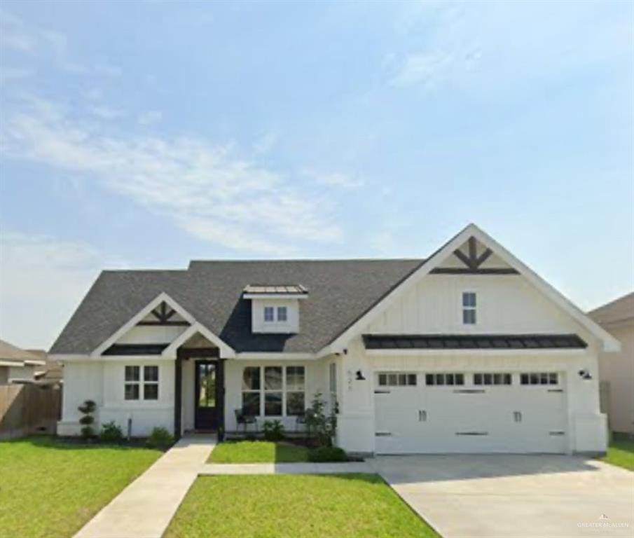 521 Hunter Dr, Alamo, TX 78516 - photo 1
