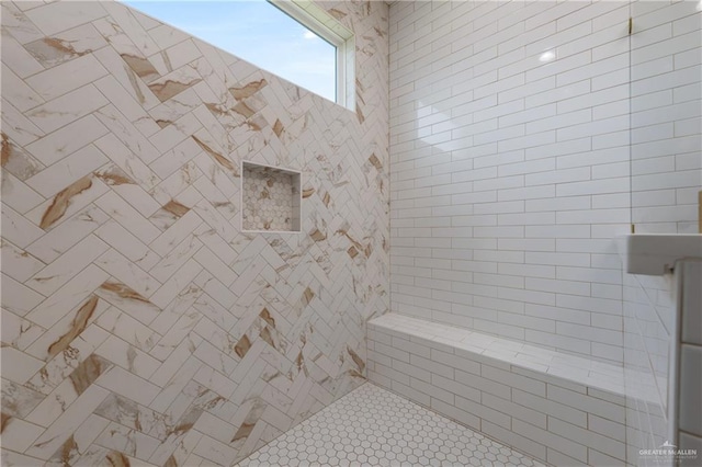 1426 Kalob Cir, Harlingen, TX 78552 - bathroom featuring tiled shower