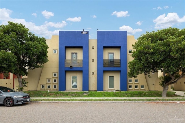 1304 E Camellia Ave Unit 2, Mcallen, TX 78501 - view of front of home with stucco siding