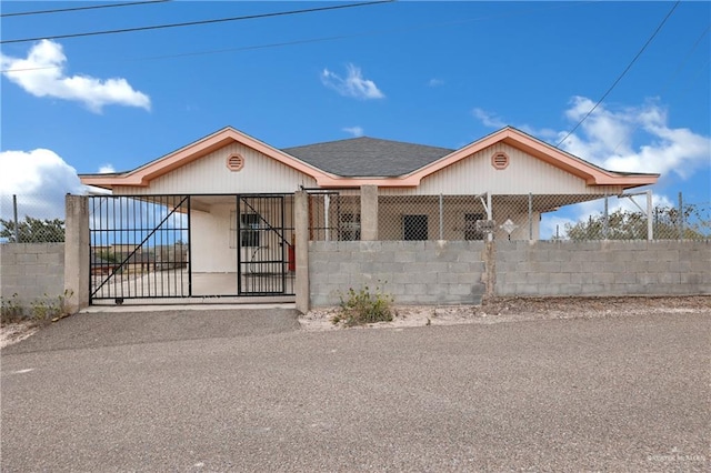 view of front of home