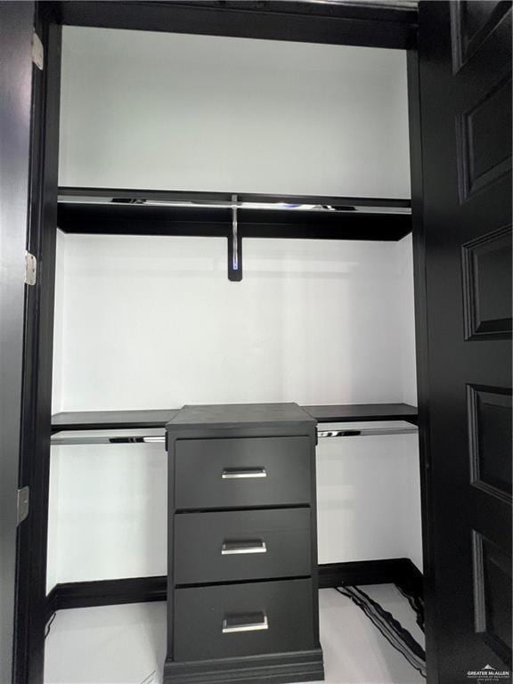 1505 W Kennedy Ave, Alton, TX 78573 - view of closet