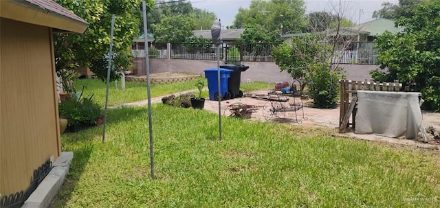2008 Harvey St, Mcallen, TX 78501 - view of yard