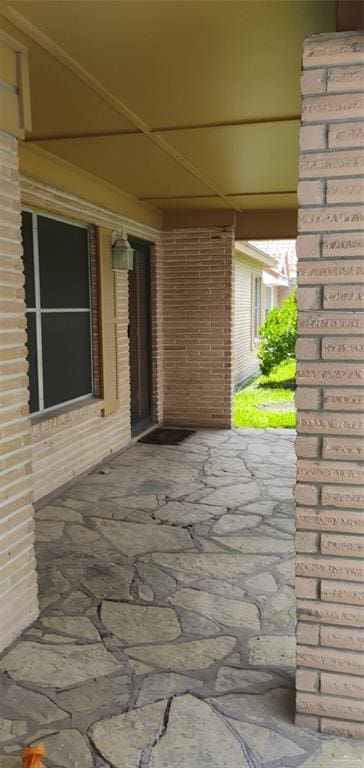 2008 Harvey St, Mcallen, TX 78501 - view of patio / terrace