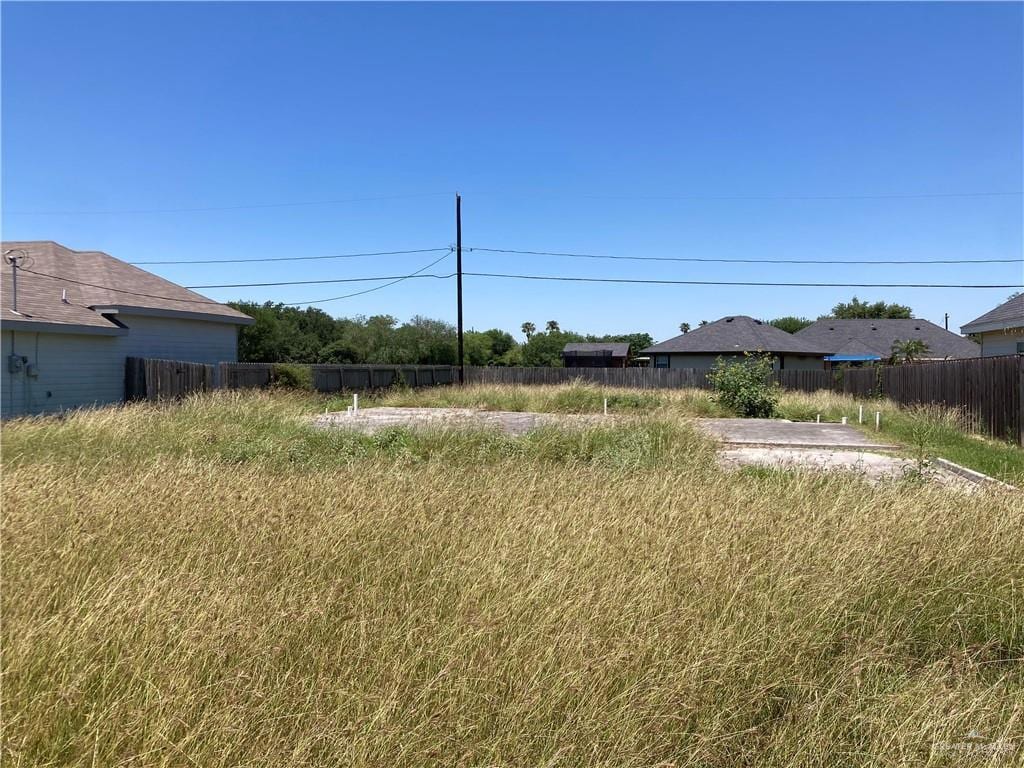 425 Aaron St, Mercedes, TX 78570
