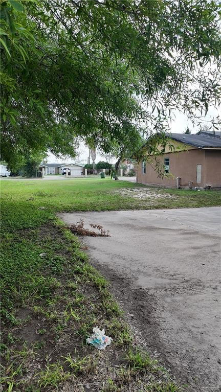 612 W Ramirez St, Rio Grande City, TX 78582 - view of road