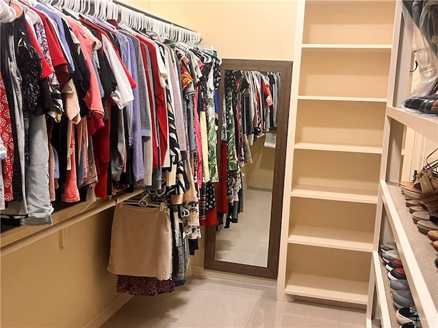 917 Beddoes Rd, La Feria, TX 78559 - walk in closet with tile patterned floors