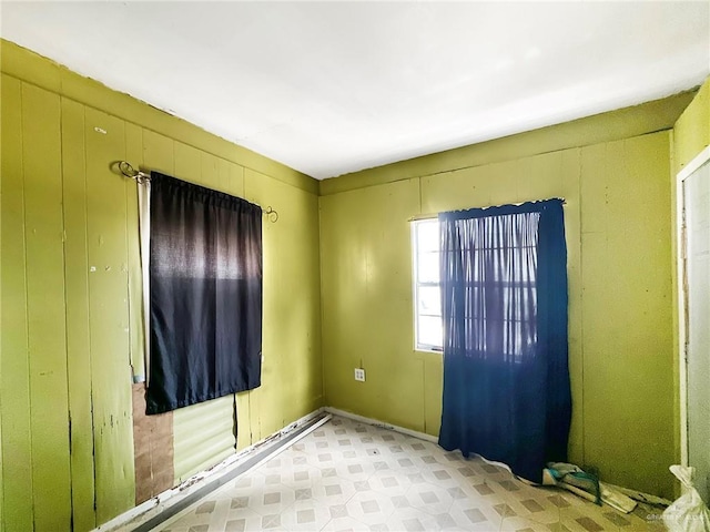 420 Vfw Ave, Elsa, TX 78543 - unfurnished room featuring light floors