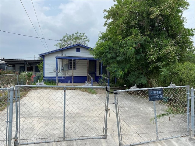 1304 S 14 1/2 St, Mcallen, TX 78501 - photo 1