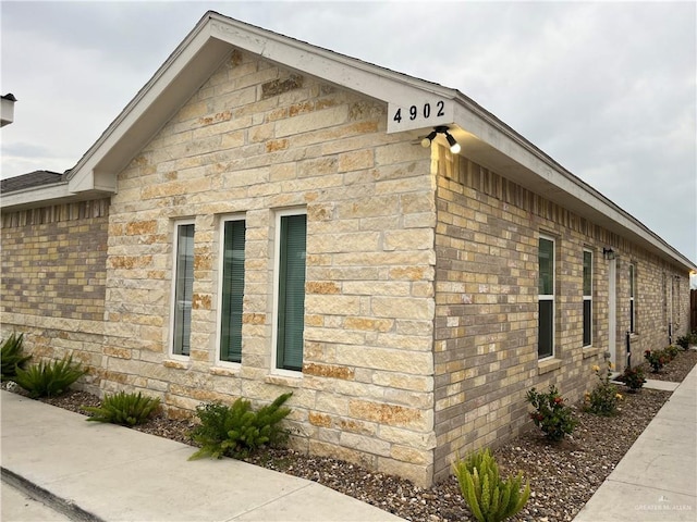 4902 N Hiawatha Dr, Pharr, TX 78577 - photo 2