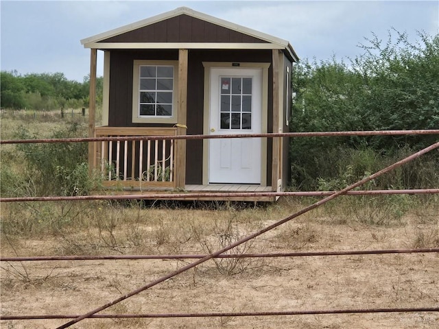 view of outdoor structure