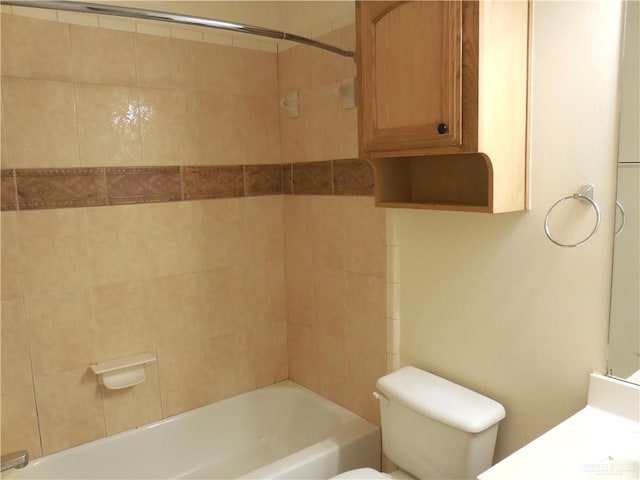 3519 Aspen Dr, Edinburg, TX 78542 - full bath featuring shower / tub combination and vanity