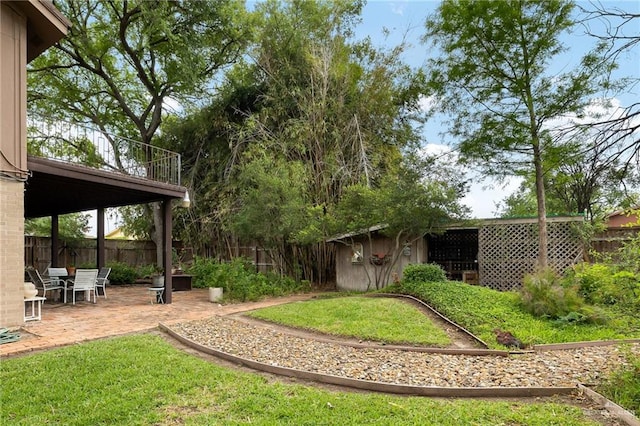 1113 Xanthisma Ave, Mcallen, TX 78504 - view of yard with a patio area and a fenced backyard
