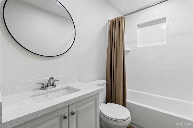 403 N 1st St, Donna, TX 78537 - full bathroom featuring toilet, vanity, and shower / bath combo with shower curtain