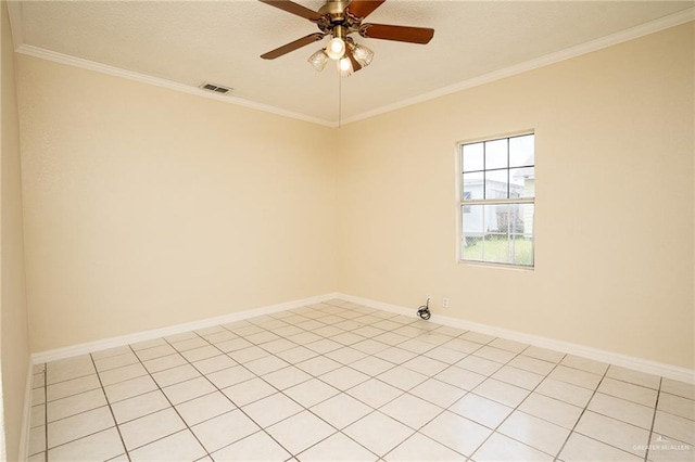 empty room featuring ornamental molding and ceiling fan