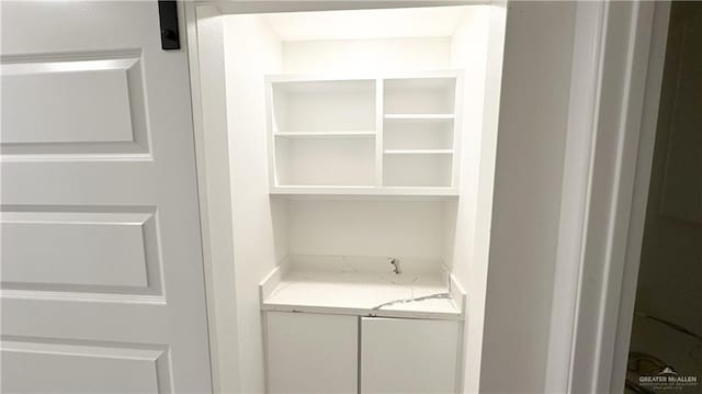 1509 Vida Dulce, Weslaco, TX 78596 - view of laundry area