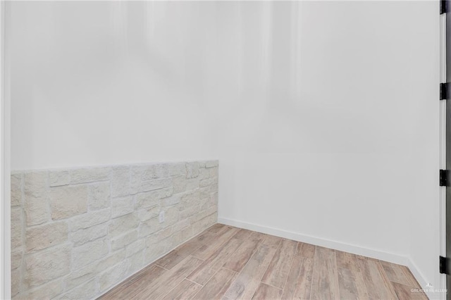 4720 Waterford Ave, Edinburg, TX 78539 - detailed view of wood finished floors and baseboards