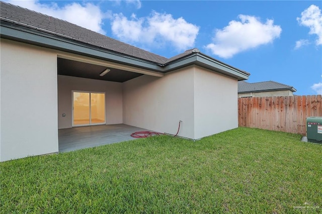 4720 Waterford Ave, Edinburg, TX 78539 - back of property featuring a patio and stucco siding