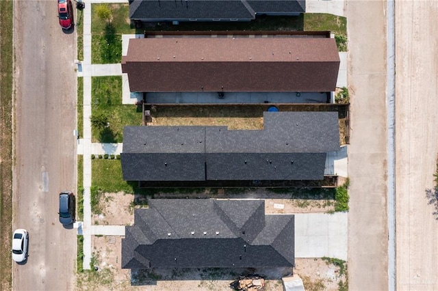 aerial view of property and surrounding area