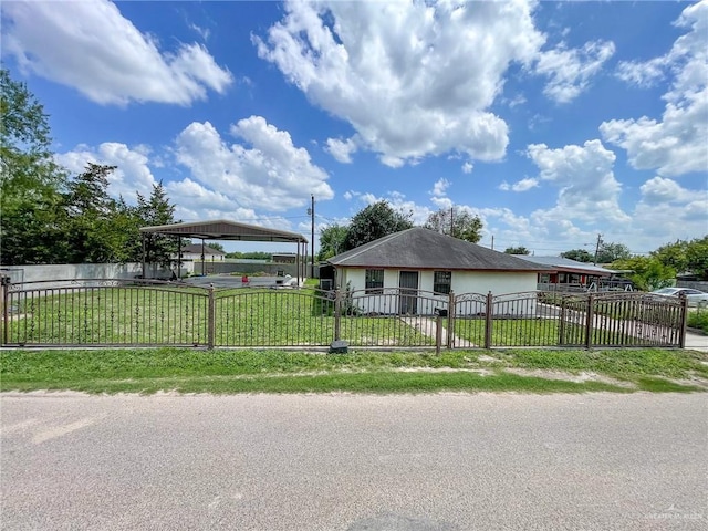 view of front of house with a front lawn