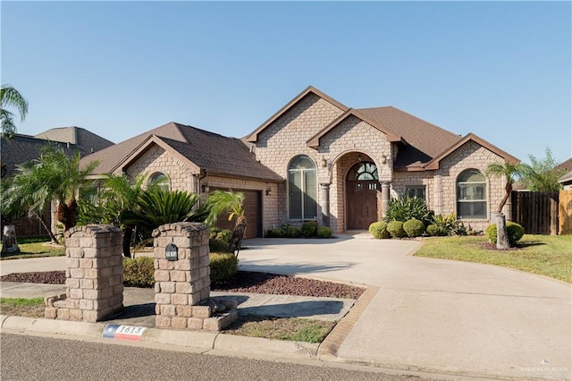 view of front facade with a garage