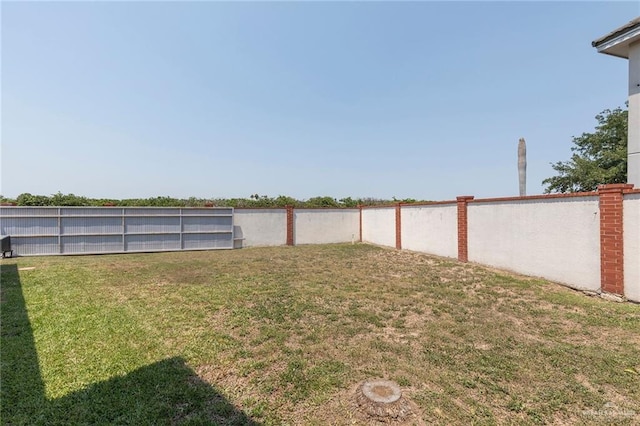 3305 W San Luis Cir, Mission, TX 78573 - view of yard