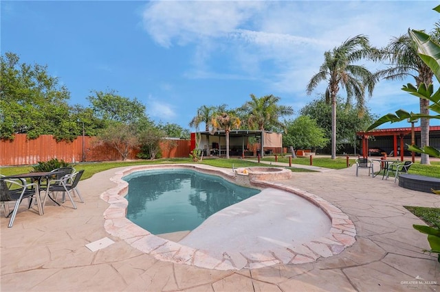 1900 E 2 Mile Line Rd, Mission, TX 78574 - view of pool featuring a hot tub, a fenced in pool, a fenced backyard, a patio, and a pergola