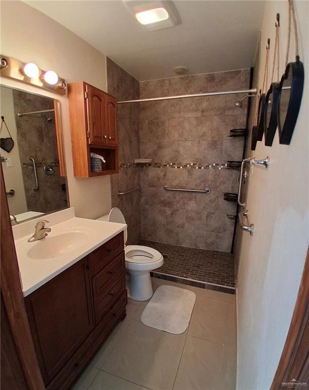 2208 N Mayberry Rd, Mission, TX 78573 - photo 12