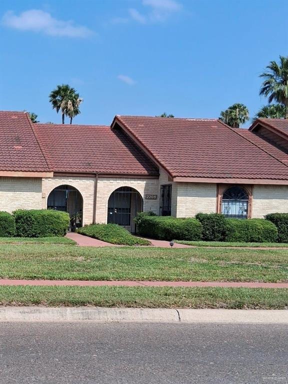 2208 N Mayberry Rd, Mission, TX 78573 - photo 2