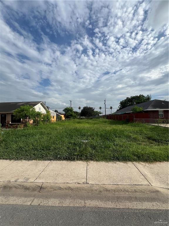 2117 W Hackberry Ave, Mcallen TX, 78501 land for sale