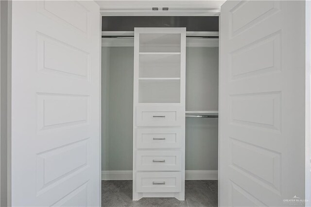 8043 N 50th St, Mcallen, TX 78504 - view of closet