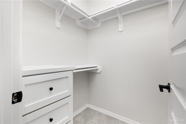 view of spacious closet