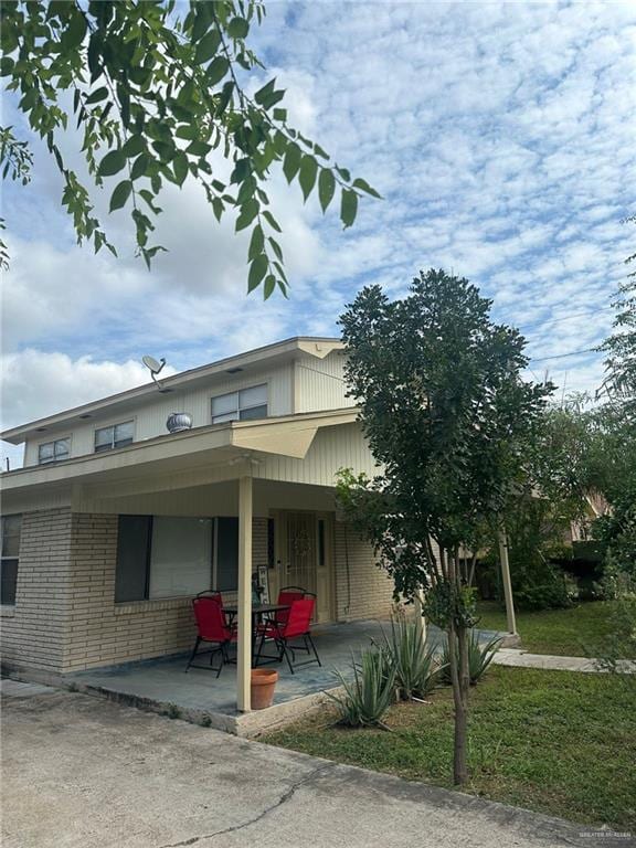 Listing photo 2 for 2200 Kendlewood St, Mcallen TX 78501