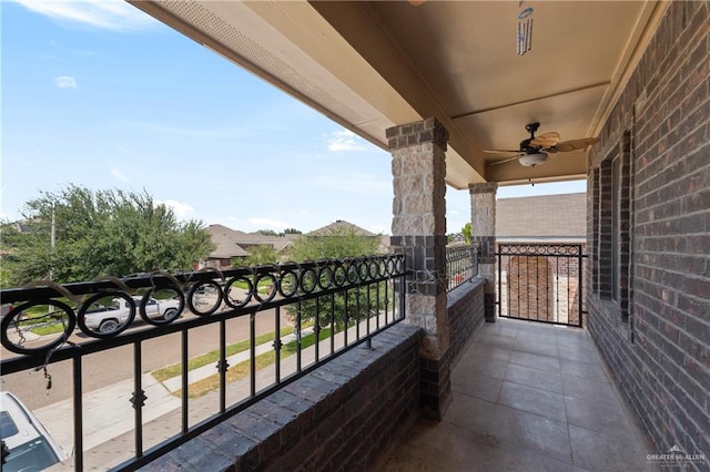 balcony with ceiling fan