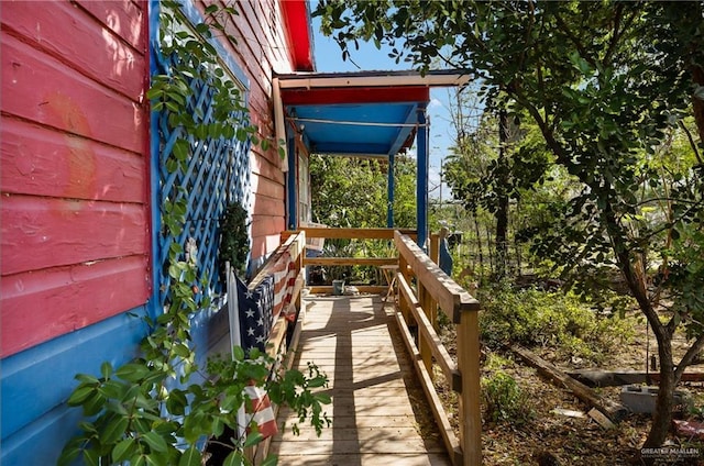 1113 W Chavez St, Edinburg, TX 78541 - view of wooden deck