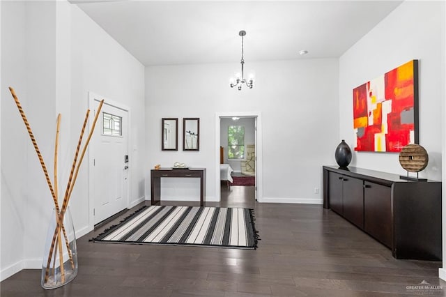 136 W Evergreen St, Boerne, TX 78006 - foyer featuring a chandelier and wood finished floors