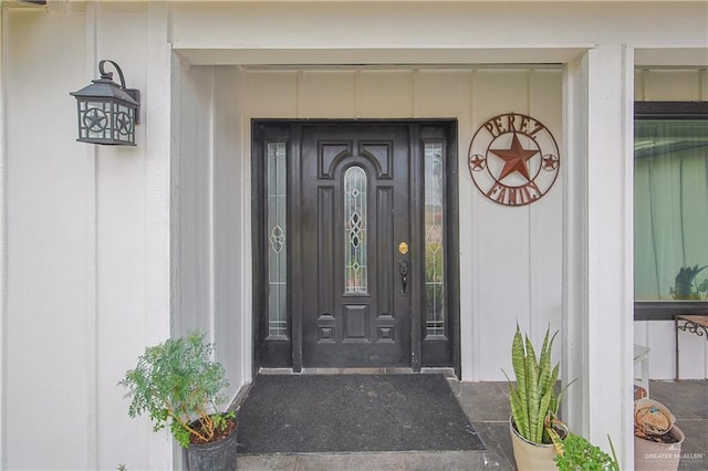 view of entrance to property