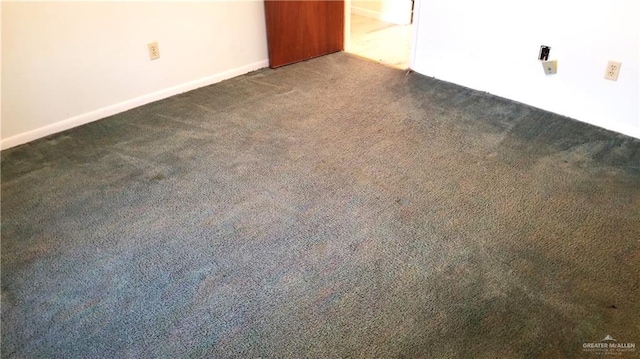 room details with carpet flooring