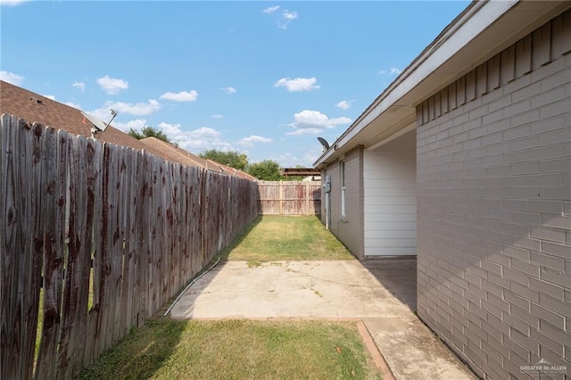 2120 Grambling Ave, Mcallen, TX 78504 - view of yard featuring a patio area