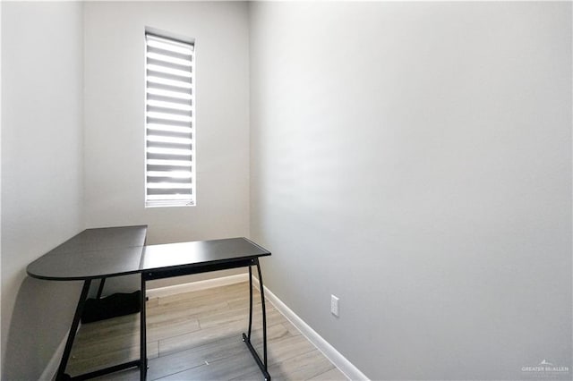 2509 Viola St, Mission, TX 78574 - office space with wood finished floors and baseboards