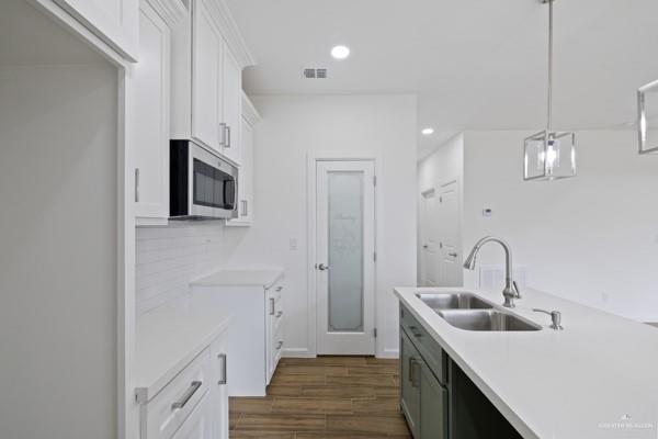 1122 Washington Ave, Mission, TX 78572 - photo 6