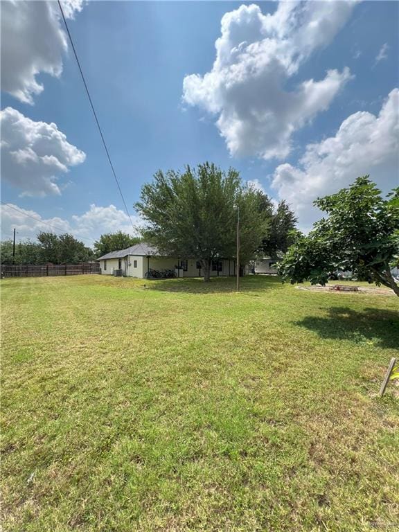 414 Mockingbird Ln, Mercedes, TX 78570 - photo 23