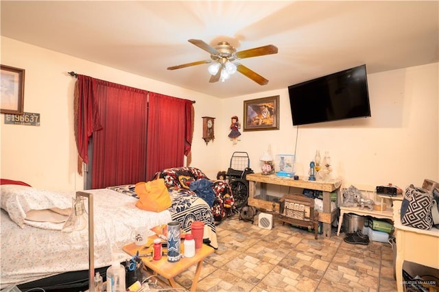 bedroom featuring ceiling fan