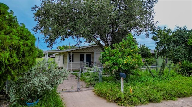913 E Peter St, Edinburg, TX 78541 - photo 1