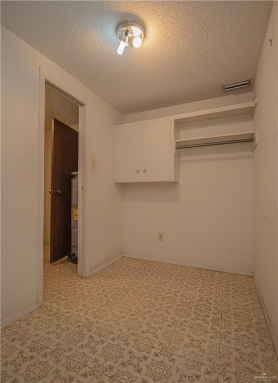 300 W Westway Ave, Mcallen, TX 78501 - walk in closet featuring water heater