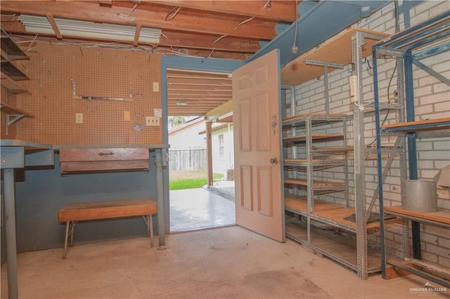 300 W Westway Ave, Mcallen, TX 78501 - below grade area with a workshop area