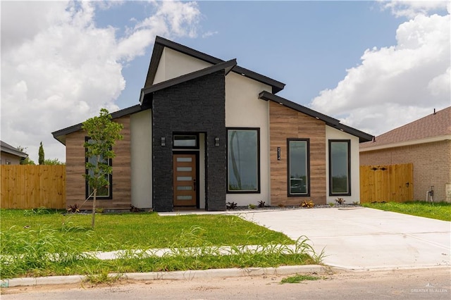 2114 Trinity St, Donna, TX 78537 - photo 1