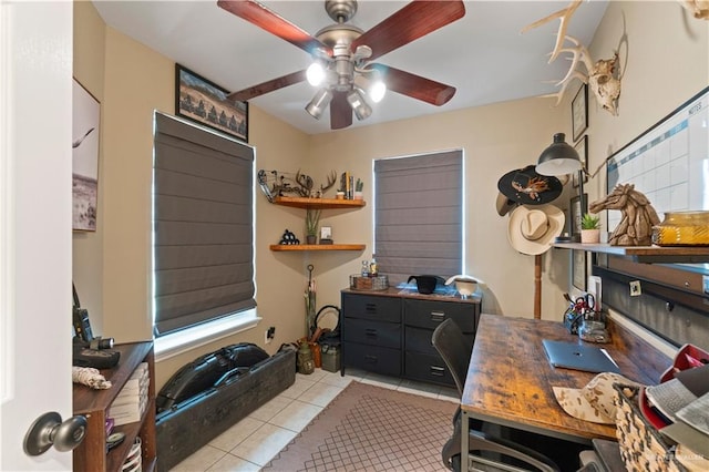1602 Meadow Ln, Harlingen, TX 78550 - tiled office space with a ceiling fan