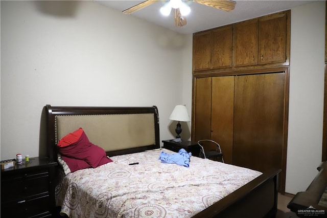 12431 Ware Rd, Edinburg, TX 78541 - bedroom featuring ceiling fan