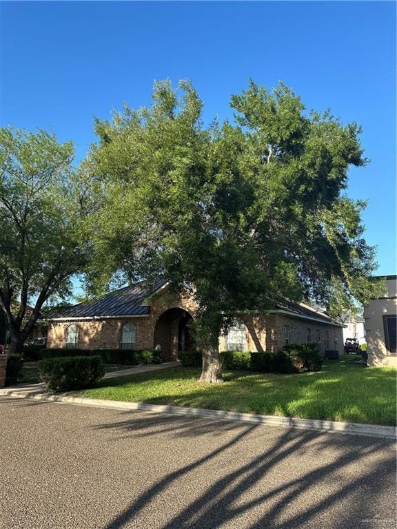 3206 W San Luis Cir, Mission, TX 78573 - photo 2
