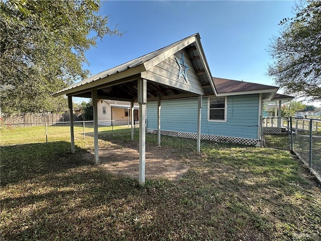 exterior space with a yard